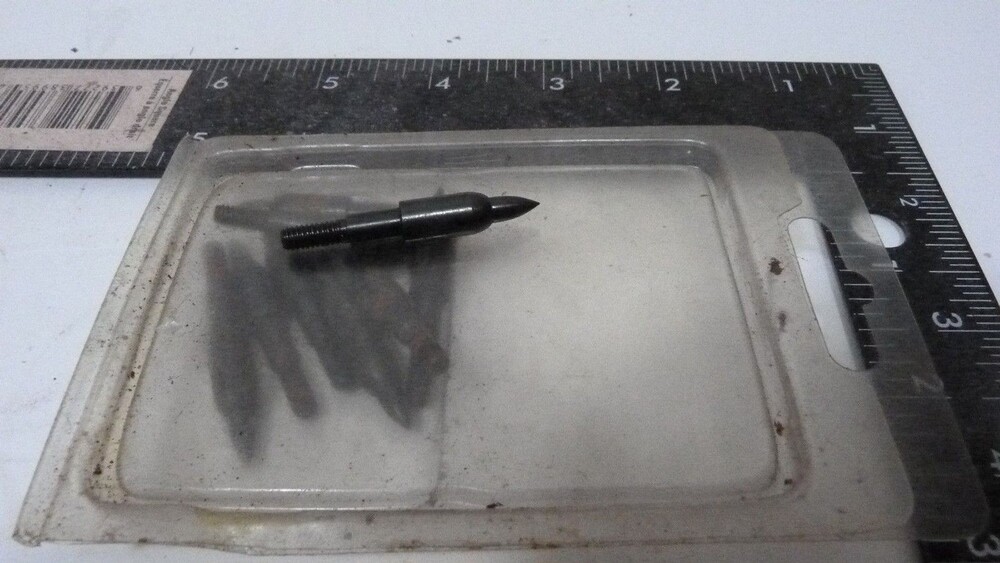 Archery field point, which is a type of screw-in arrow tip recreational practice